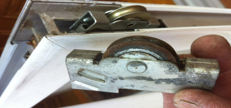 screen door roller repair in West Pensacola